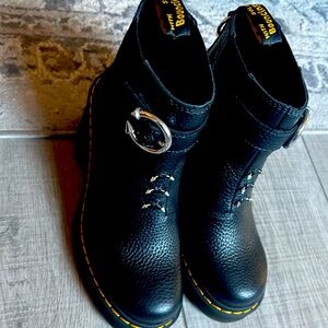 Spence Piercing Leather Flared Heel Chelsea Boots.